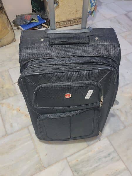 suit case bag available for sale cash on delivery all over Pakistan 1