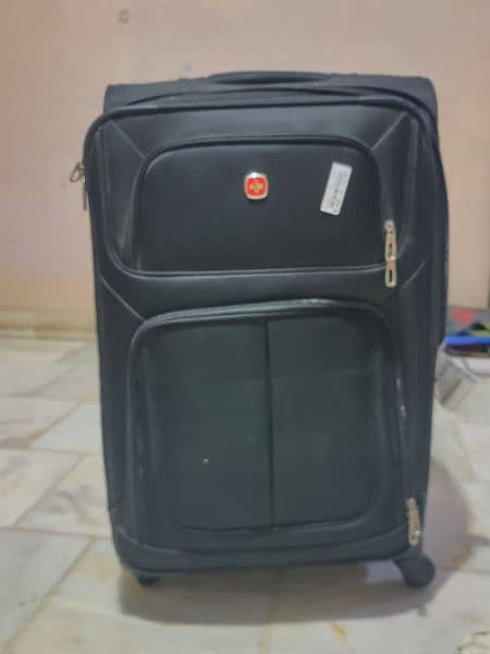 suit case bag available for sale cash on delivery all over Pakistan 9