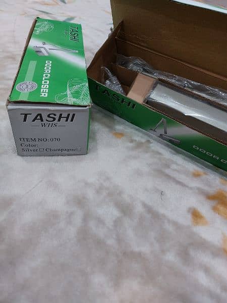 TASHI Door Closer. 1