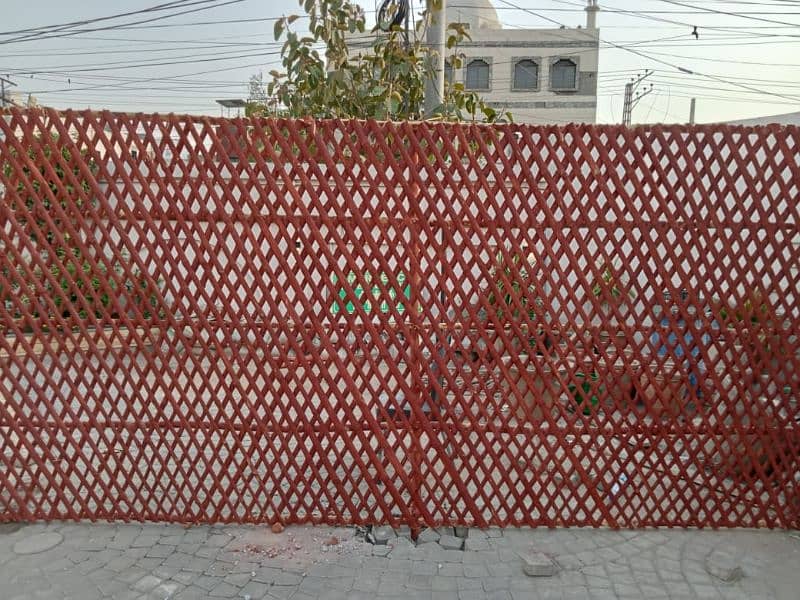 wall covering partition fence 13