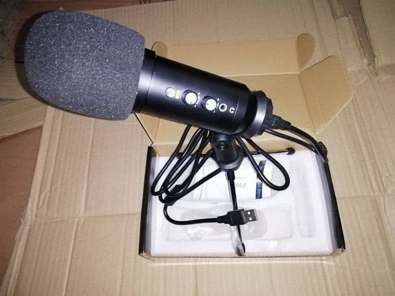 Professional Condenser Microphone - Sensitive Pickup Pure Sound 3