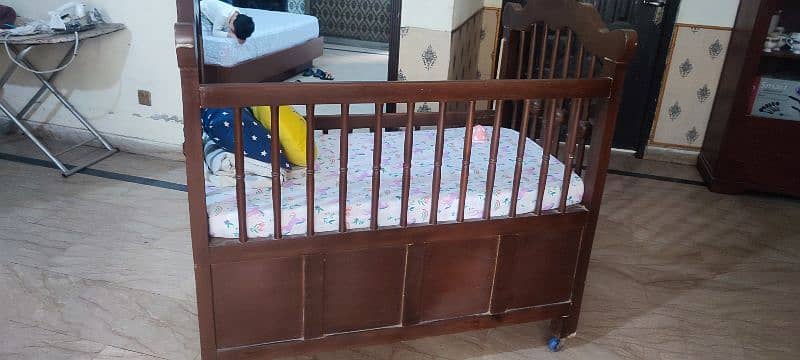 Baby Cot for sale 0