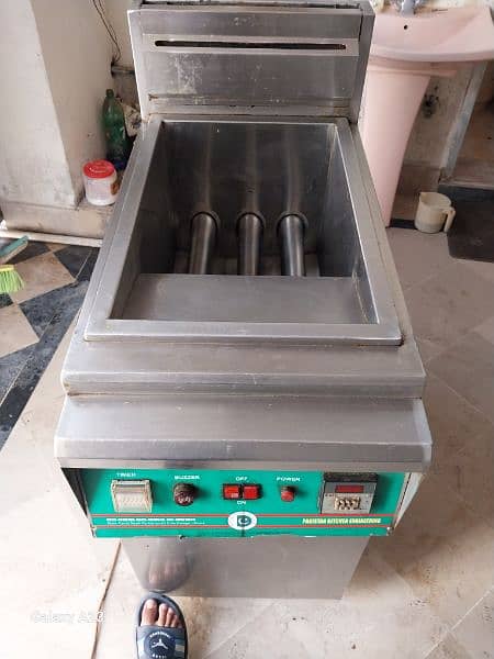 fryer 28 litters with double bucket 12