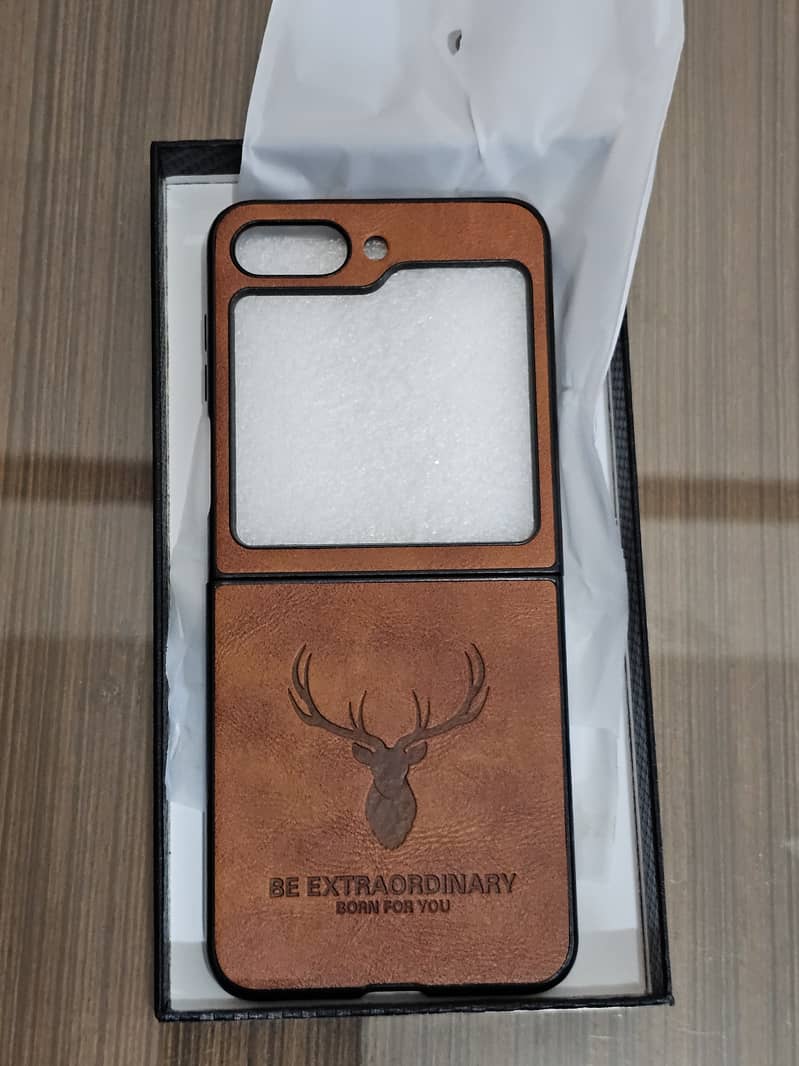 New Samsung Galaxy Z Flip 5 Leather Cover - Brown 3