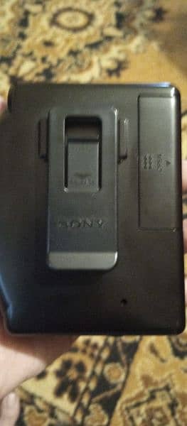 Sony & Sanyo Cassette  Walkmans. 6