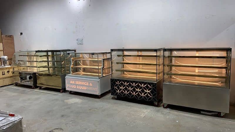 Bakery display counter, Bakery rack, Bakery counter, Glass counter. 1