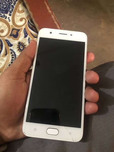 Oppo a57 3Gb RAM 64 Gb space 1