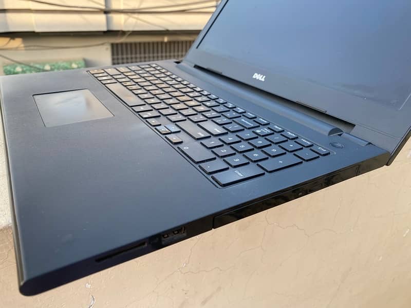 Dell Inspiron 3542 Laptop (Core i5 4th Gen) 1