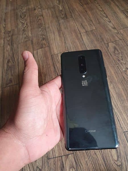 OnePlus 8 with Original charger Urgent Sale / 8GB/ 128GB 0