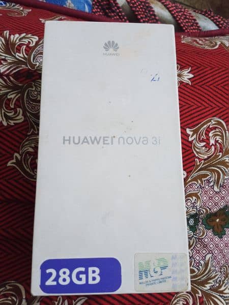 Huawei Nova 3i.    4/128 with box call 03254847877 1
