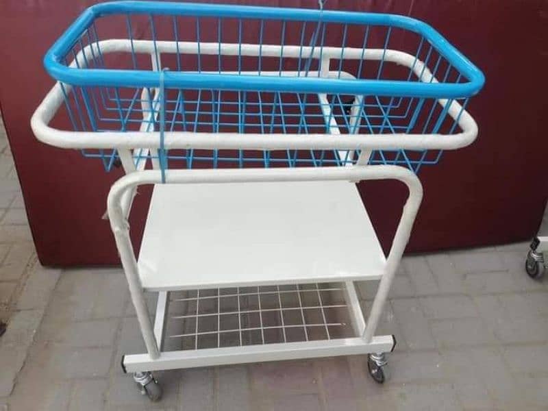 Baby Cart Ward Screen Delivery Table Couch Stratcher Trolley Foot Step 1