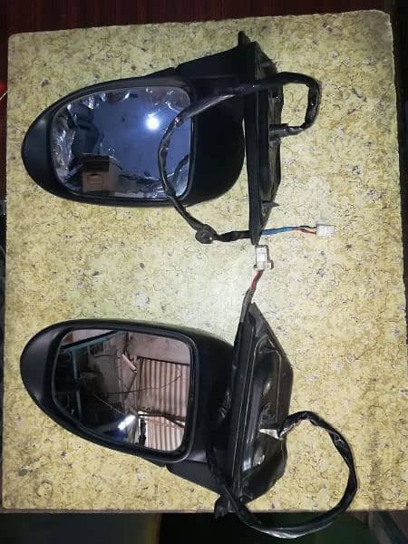 Original Daihatsu Mira 2006-2009 Side Mirror with Indicator 14