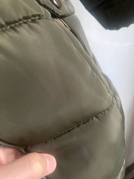 new warm puffer jacket green size small to medium 1
