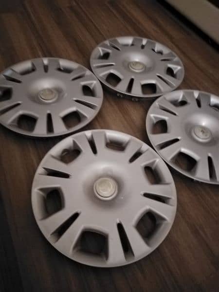 wheel cups Corolla Gli 2007 1