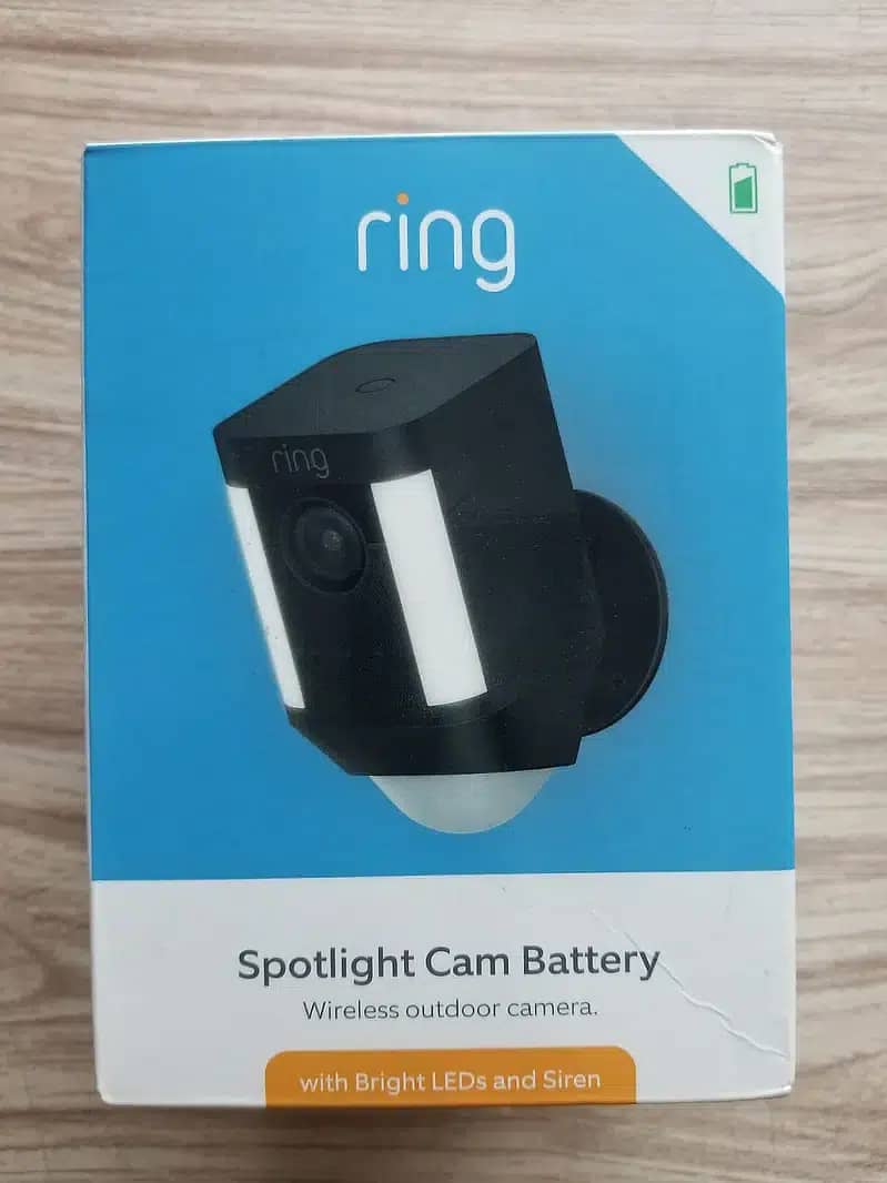 Ring secuirty Camera Spotlight Cam Wire-free 8SB1S7-BEN0 - Black 0