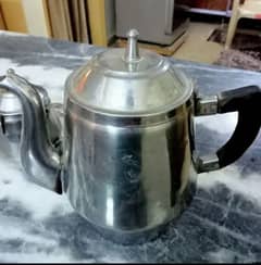 Stainless kettle and milk pot