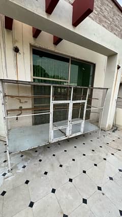 cage,