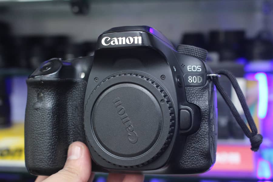 Canon 80D Body Only Cameras & Accessories 1027449597