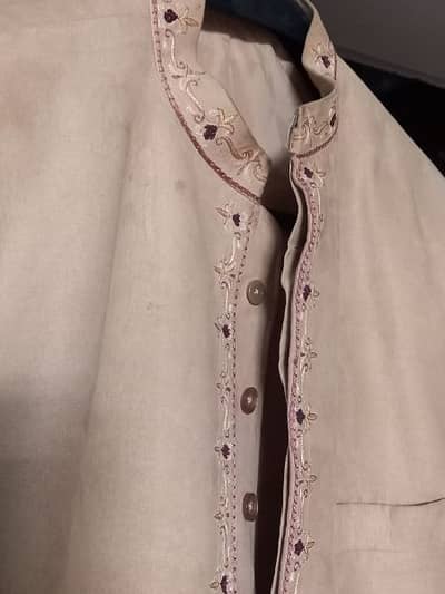 Grooms  Sherwani  'M'  ( slightly used )