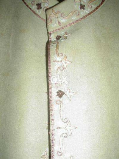 Grooms  Sherwani  'M'  ( slightly used )