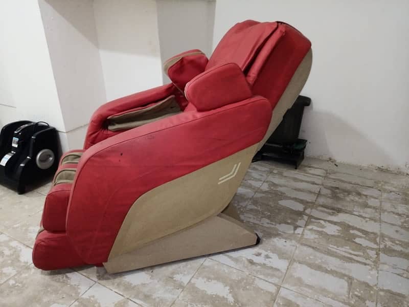Massage Chair for full body 1