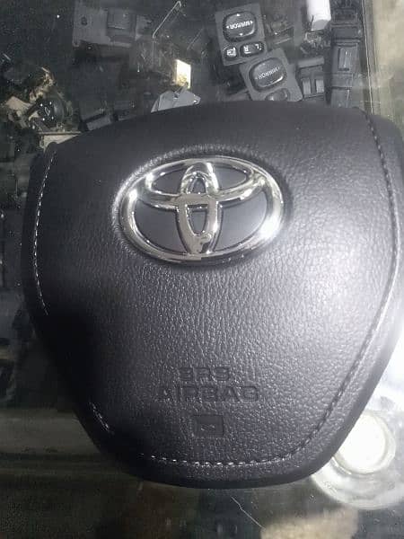 Toyota Corolla yaris Airbag's Pads 0324-4239342 3