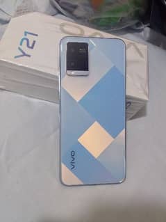 Vivo Y21 with Original Box and Charger.