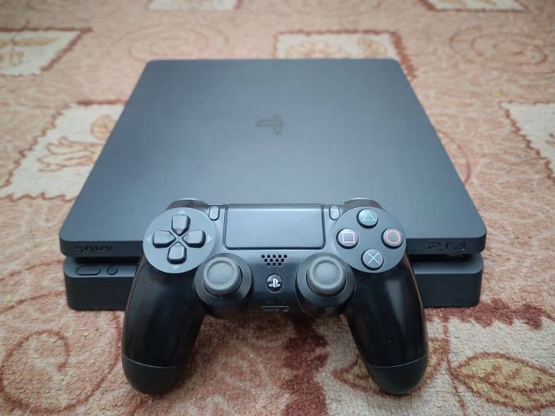 PS4 Slim 500 GB in Brand New Condition (Only 6 months used) 4