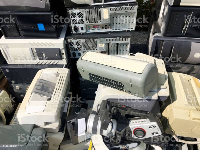 Used Computer Old PC Scrap LCD Monitor  Printer Buyer 0