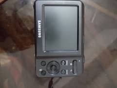 Samsung ES9 suadi gift digital camera 12mp working