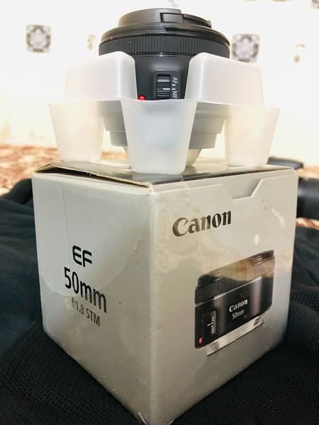 CANON 50mm 1.8 STM LENSE 6