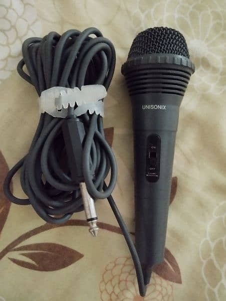 Unisonix microphone 0
