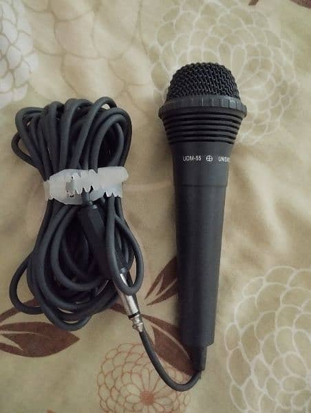 Unisonix microphone 1