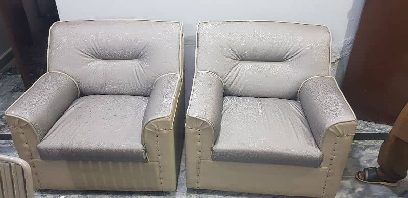 5-seater Sofa Set with Centre & Side Tables for sale 1
