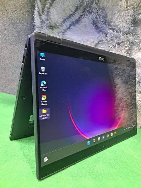 Dell Latitude 7390 2in1   *Fully 360° Rotatable Touch Screen* 0
