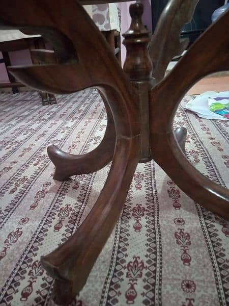 Round table (shisham wood) available 4