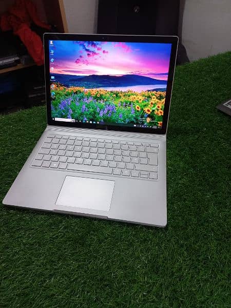 Microsoft surface Book 4k Touch Display very good Battery Backup 4
