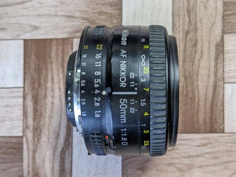 Nikon 50mm F-1.8D condition 10 by 9 3