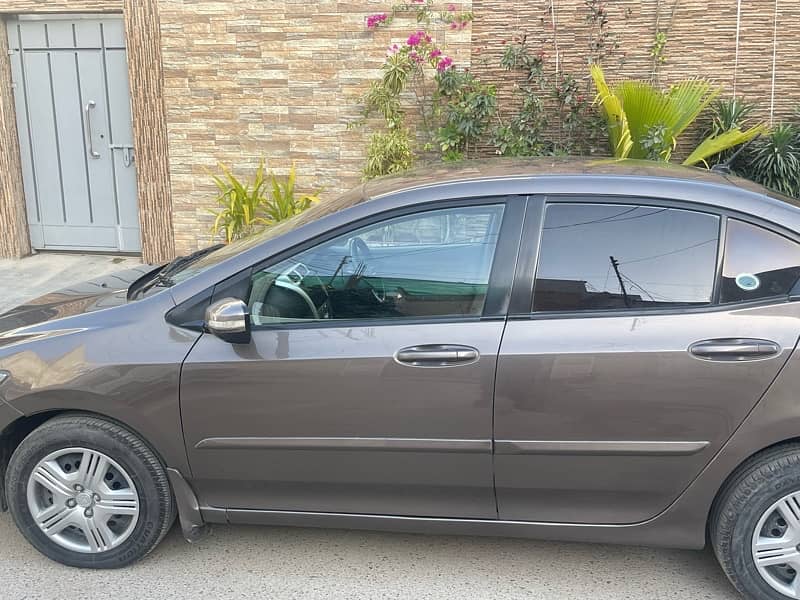 Honda City IVTEC Prosmatec Model 2018 Automatic  100% Geniune BrandNew 5