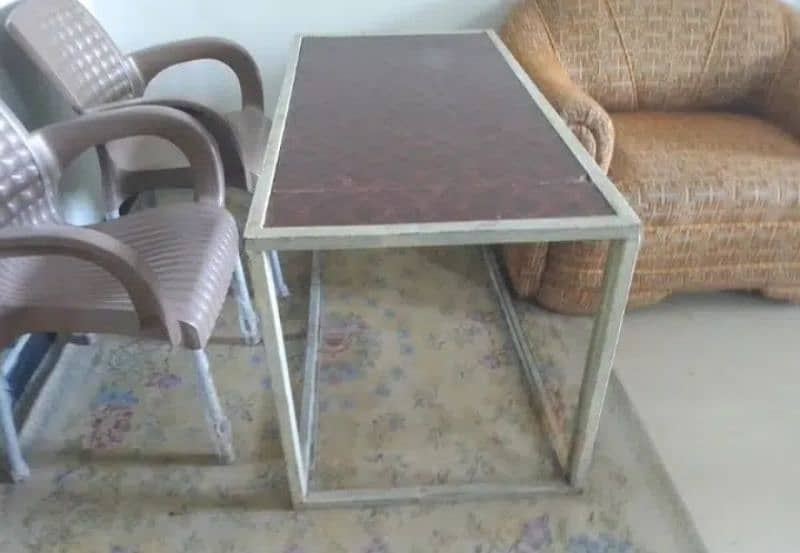 Iron Table 4 X 2 slim and durable 1