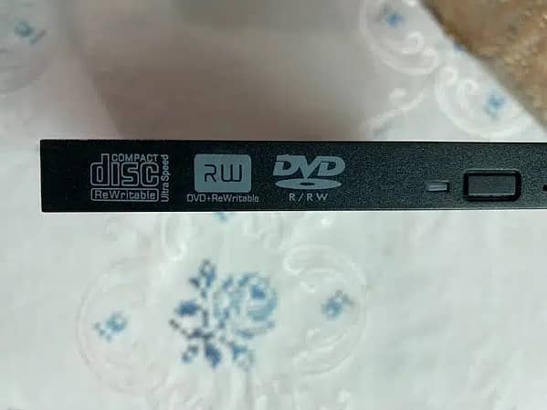 Toshiba CD/DVD Re-Writer 0