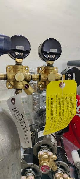 CO2 gas regulator primiri and secondry  and CO2 cylinders 03158409862 7