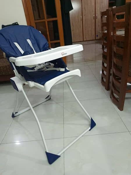 Tinnies Baby Chair 10/10 new condition 1