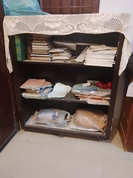 Book Shelf / Showcase with 2 Sliding  Front Glasses door For Sale 5