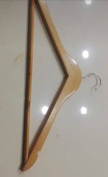 wooden hangers Top quality |NEW |PRO |BOUTIQUE |Clothes 2