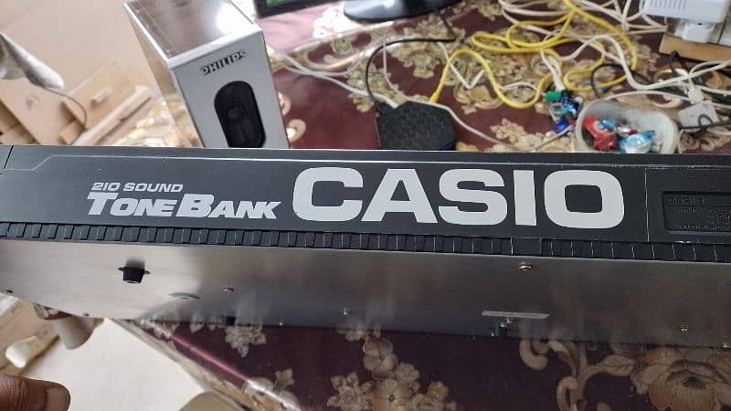 Professional CASIO TONE BANK CT-615 3