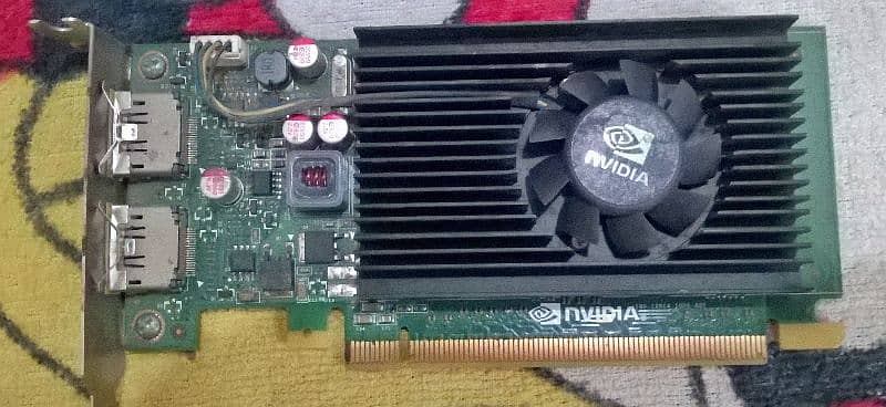Nvidia Quadro NVS 310 (1GB DDR3) 1