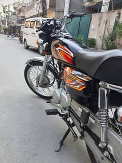 Honda 125 Black 2021/2022 model