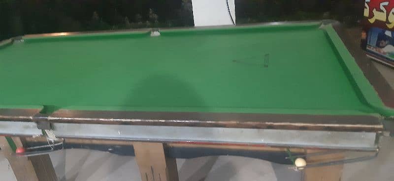 3 adad snooker  tables sat 9