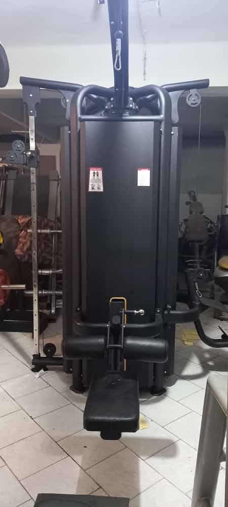 Power Rack Smith Trainer functional gym setup dumbbell treadmill plate 5
